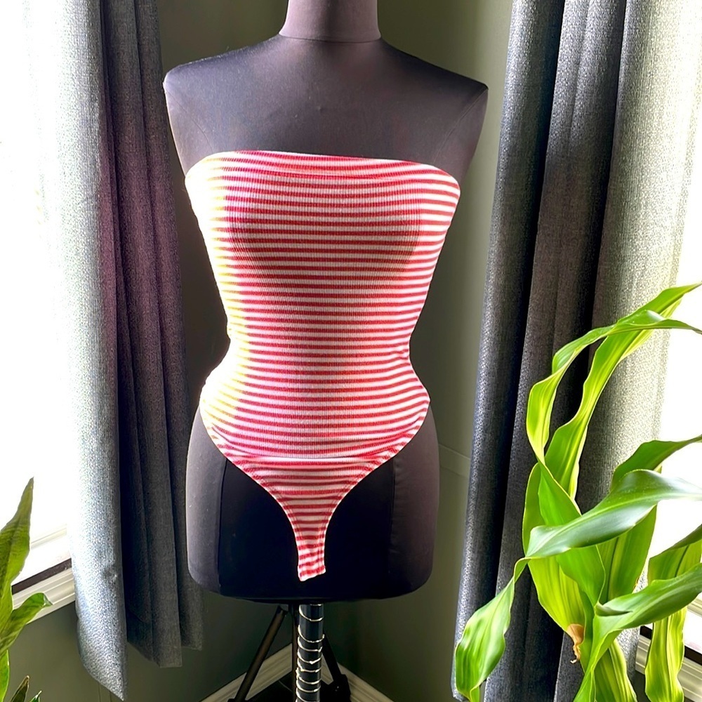 Strapless striped bodysuit